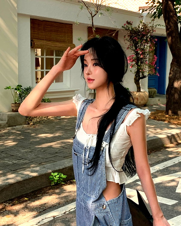 daxbin instagram image archive image