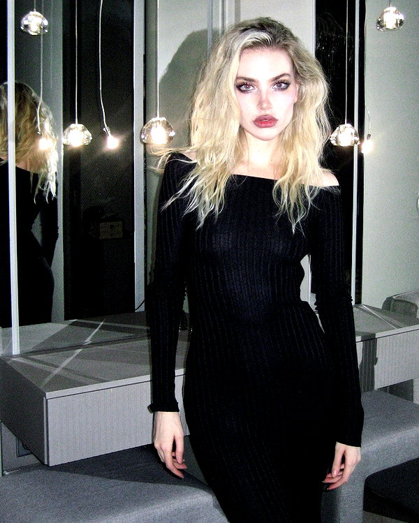 anya4everr instagram image archive image