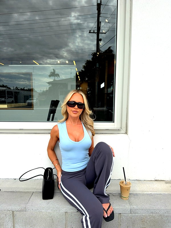allieauton instagram image archive image