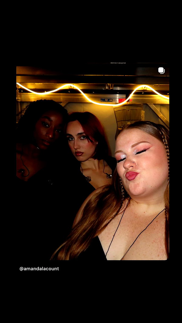 arianagrande instagram image archive image