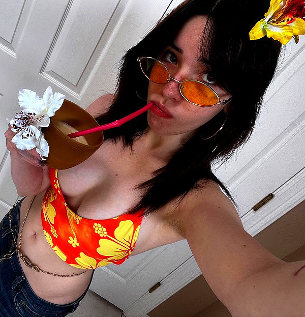 luvstuff3r instagram image archive image
