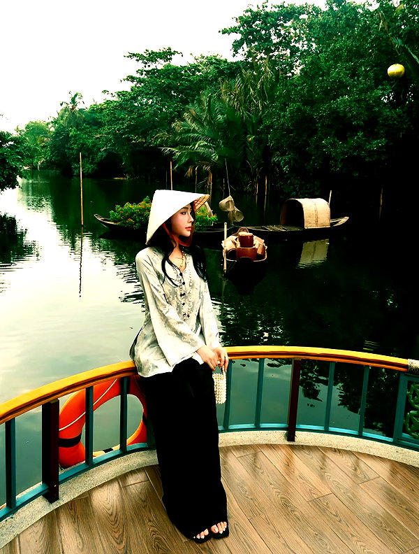 lyhythuedoxinh instagram image archive image