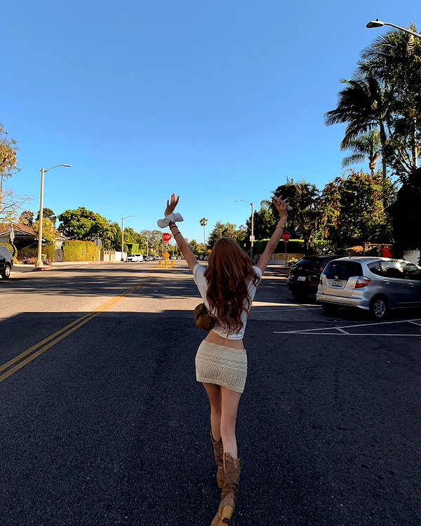 daxbin instagram image archive image