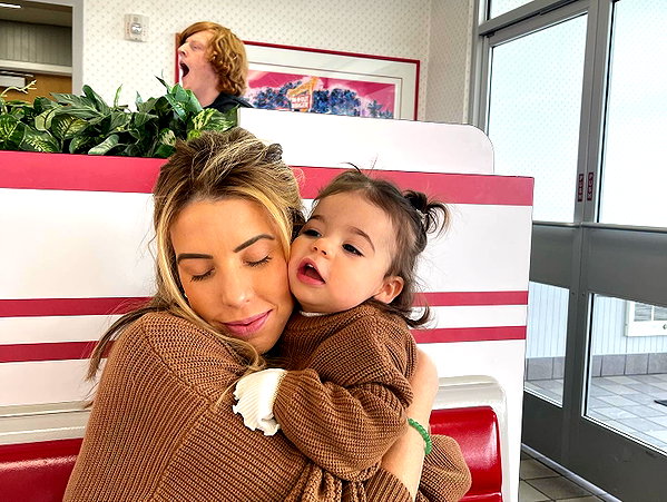 ashleybenson instagram image archive image