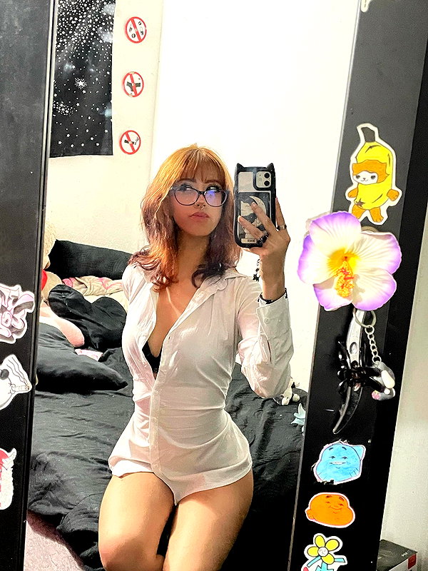 shevaal_x instagram image archive image
