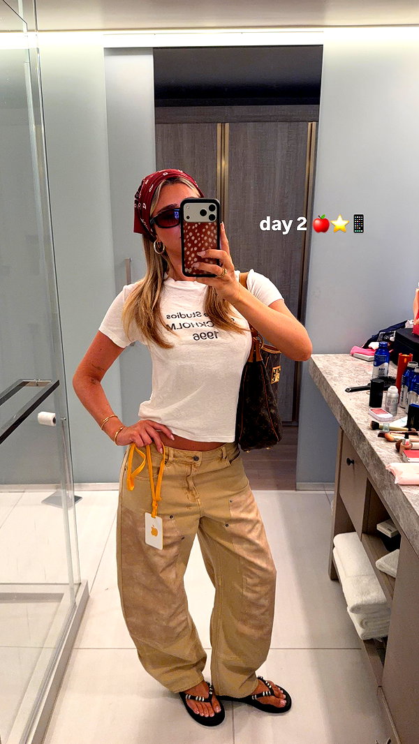 sophadophaa_ instagram image archive image