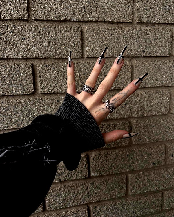 v4.nnas instagram image archive image
