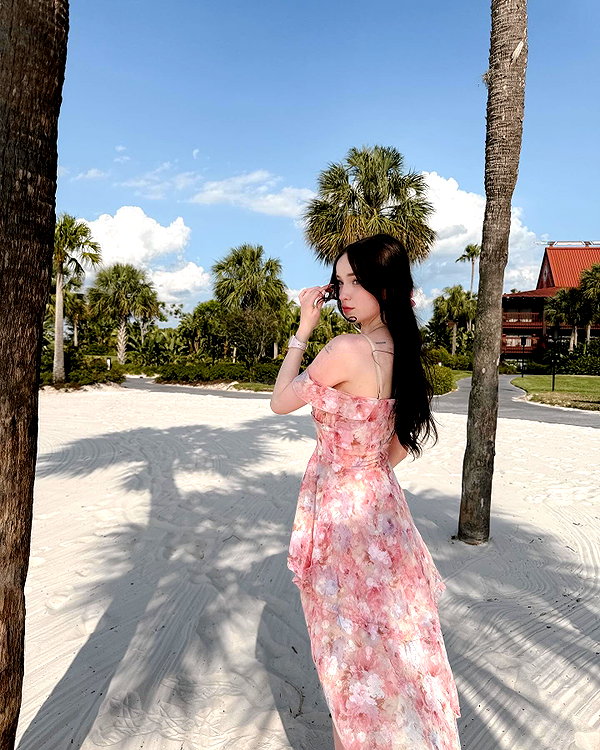 1uvgabi instagram image archive image