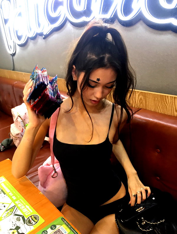 183xei instagram image archive image