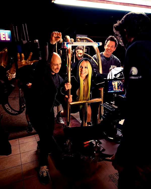 avrillavigne instagram image archive image