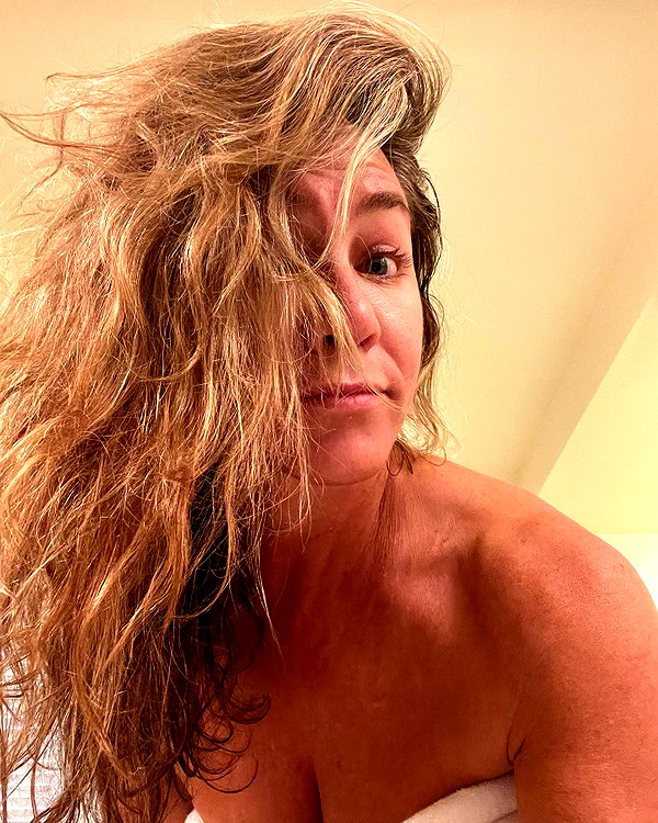 jenniferaniston instagram image archive image