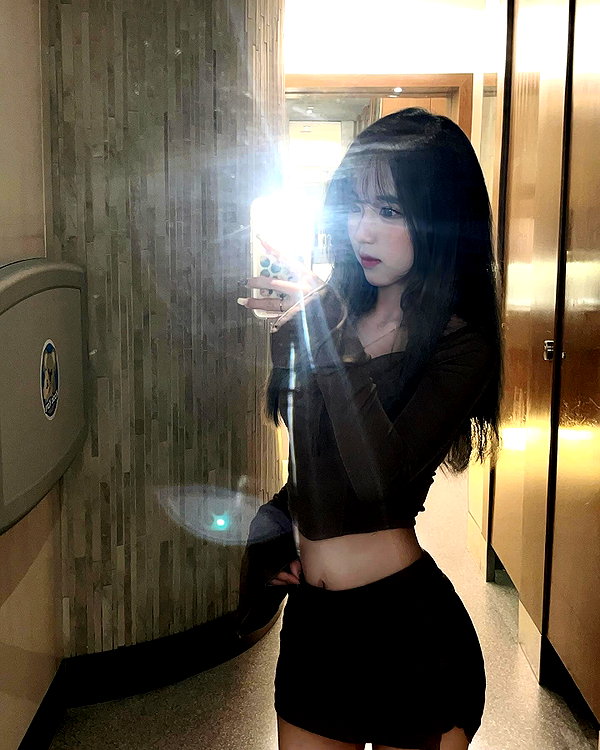 52._.0921 instagram image archive image