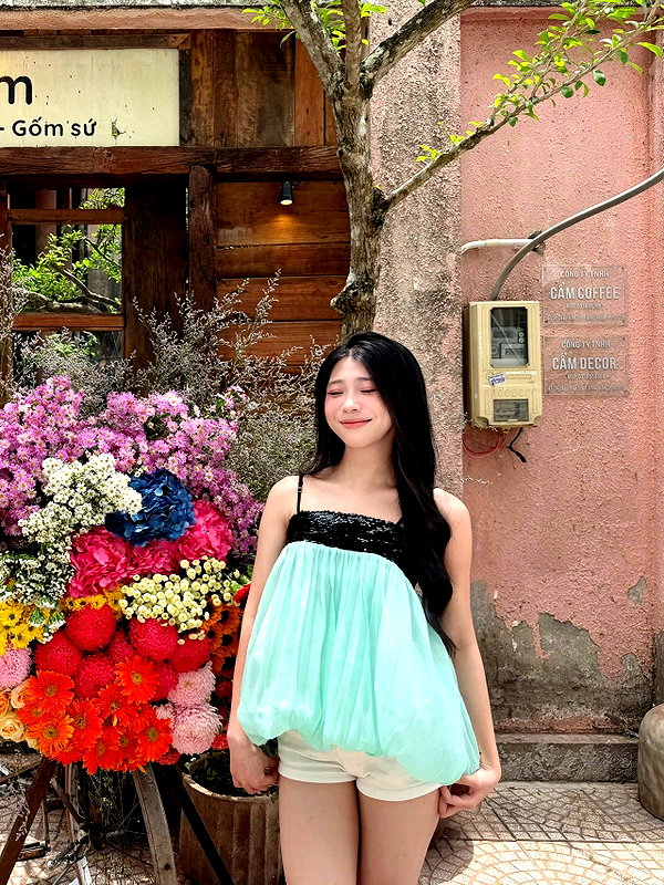 lyhythuedoxinh instagram image archive image
