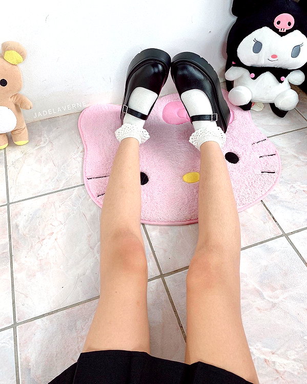 jadelaverne instagram image archive image