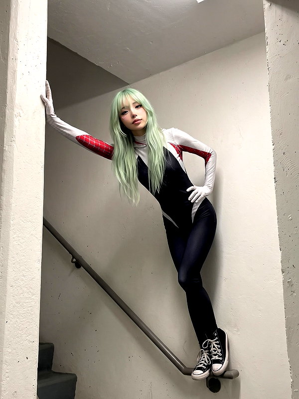 waifufaee instagram image archive image