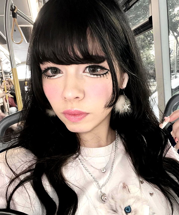 Archived image from @notchicore on Instagram