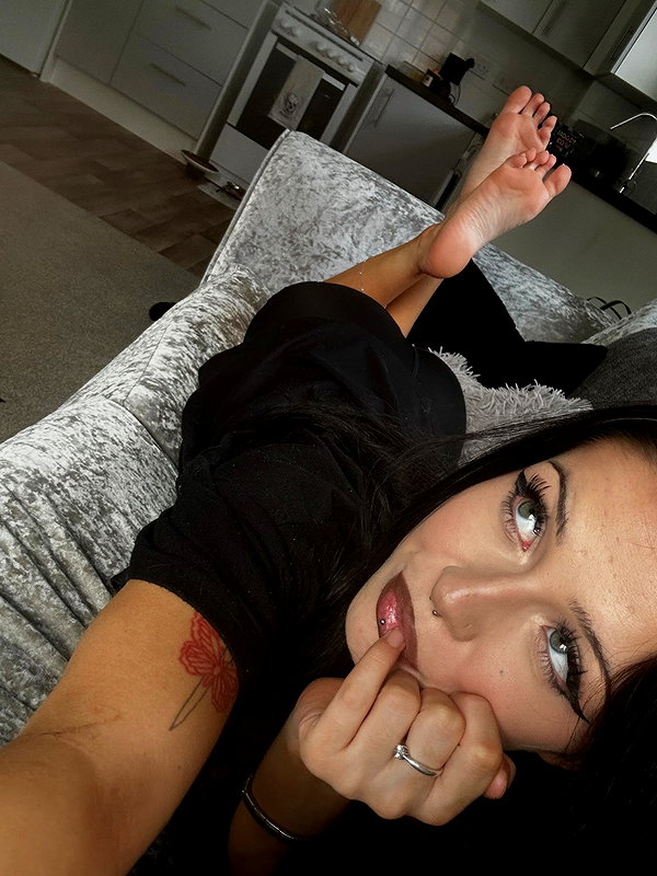 __dedgrl archive image
