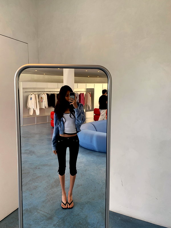 daxbin instagram image archive image