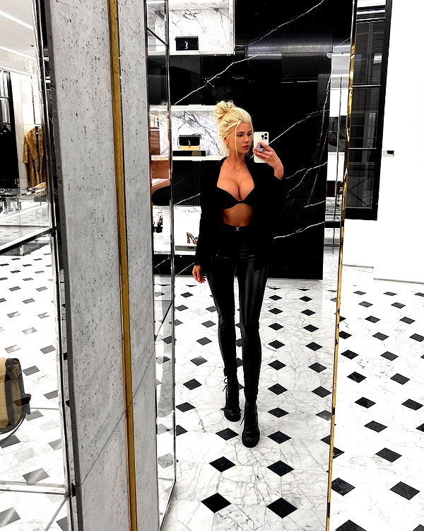 007natalee instagram image archive image