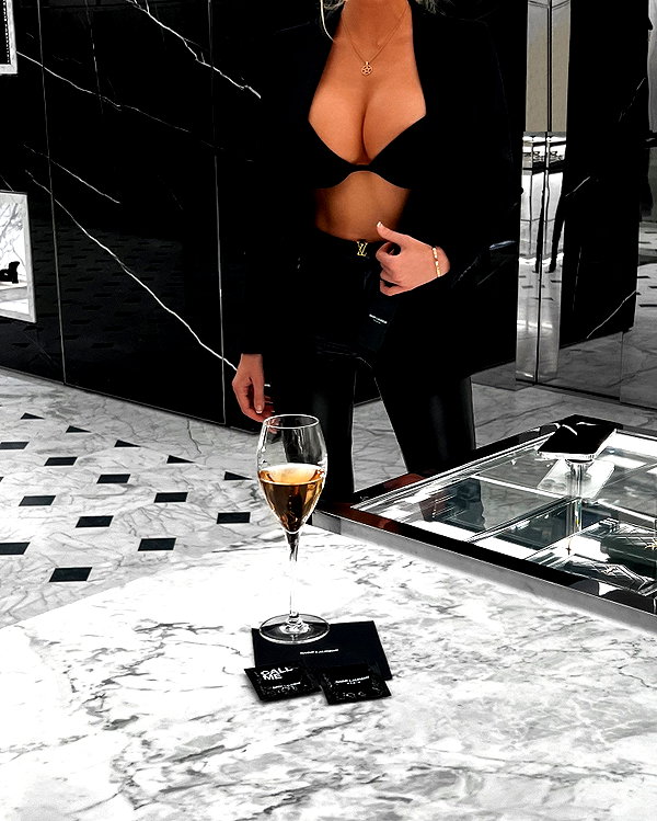 007natalee instagram image archive image