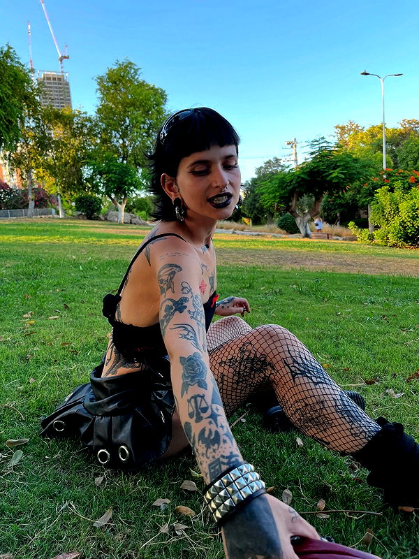 1.lostloli instagram image archive image