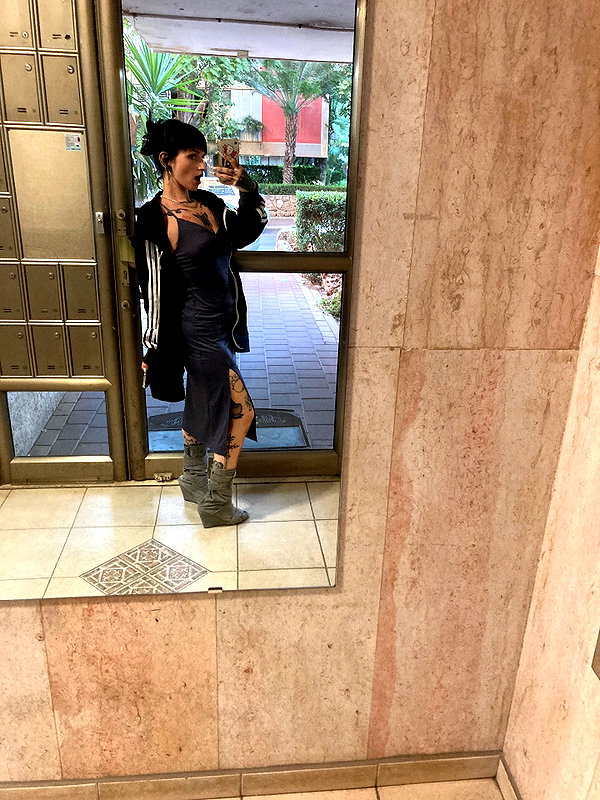 1.lostloli instagram image archive image