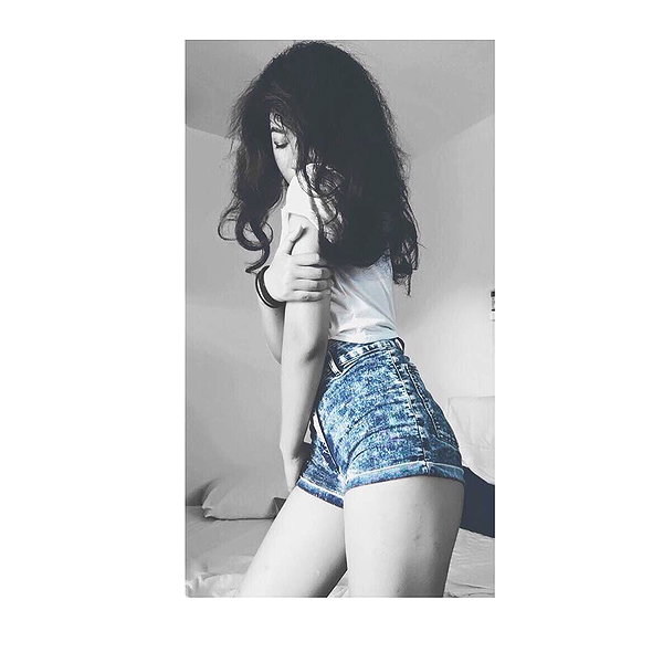 3liyen_ instagram image archive image