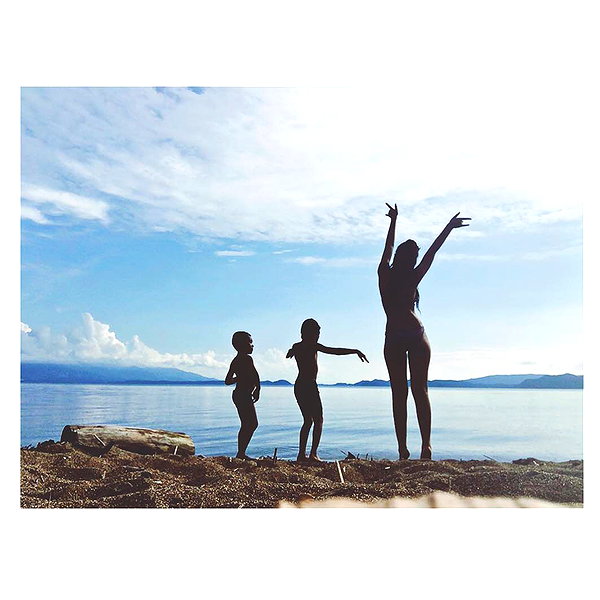 3liyen_ instagram image archive image