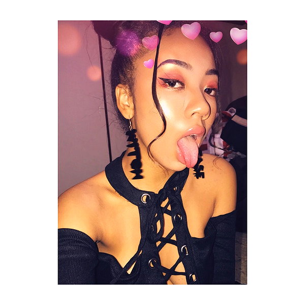3liyen_ instagram image archive image