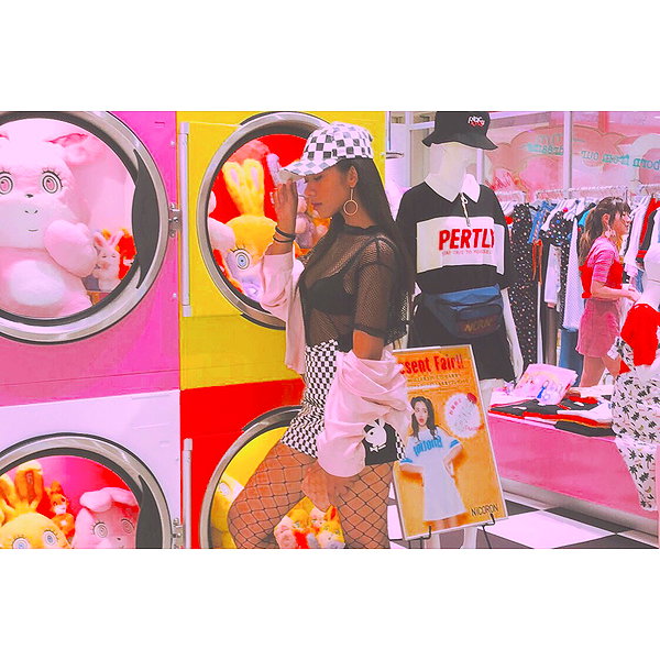 3liyen_ instagram image archive image