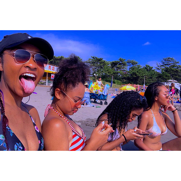 3liyen_ instagram image archive image