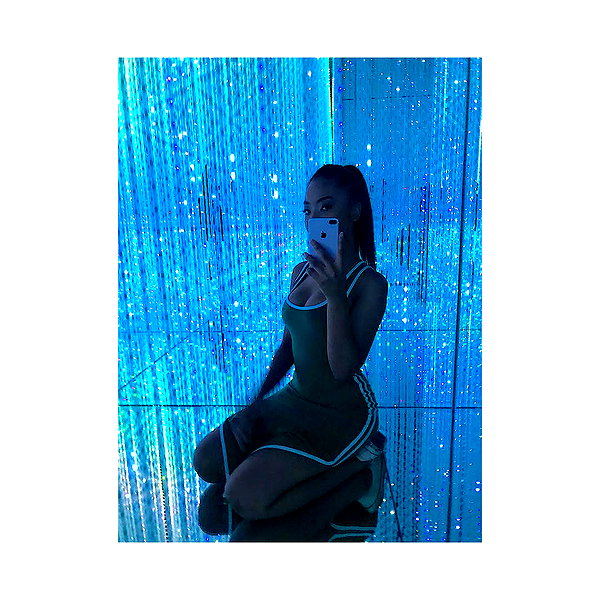 3liyen_ instagram image archive image