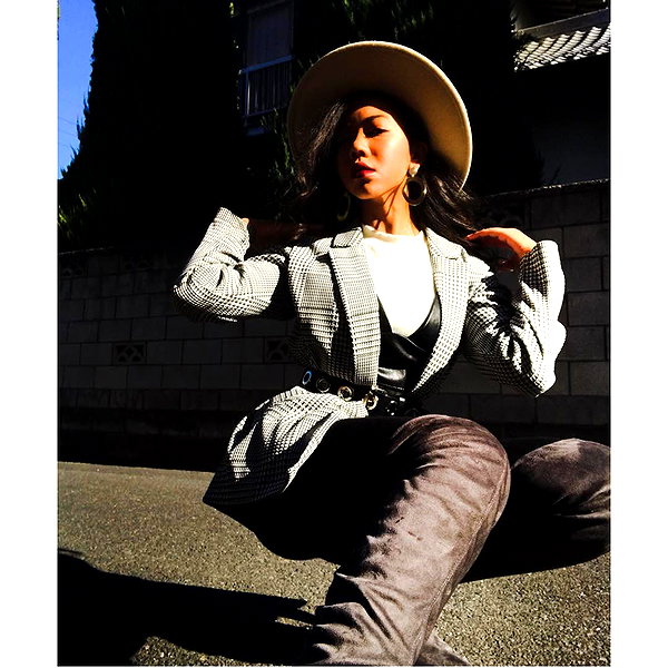 3liyen_ instagram image archive image