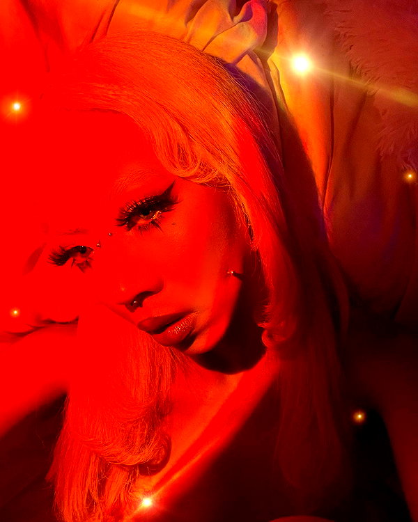 3liyen_ instagram image archive image