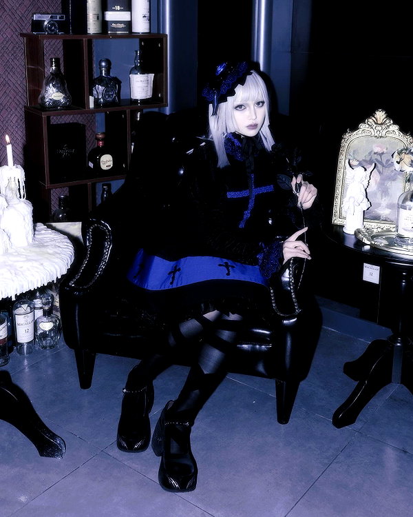 7antica9 instagram image archive image