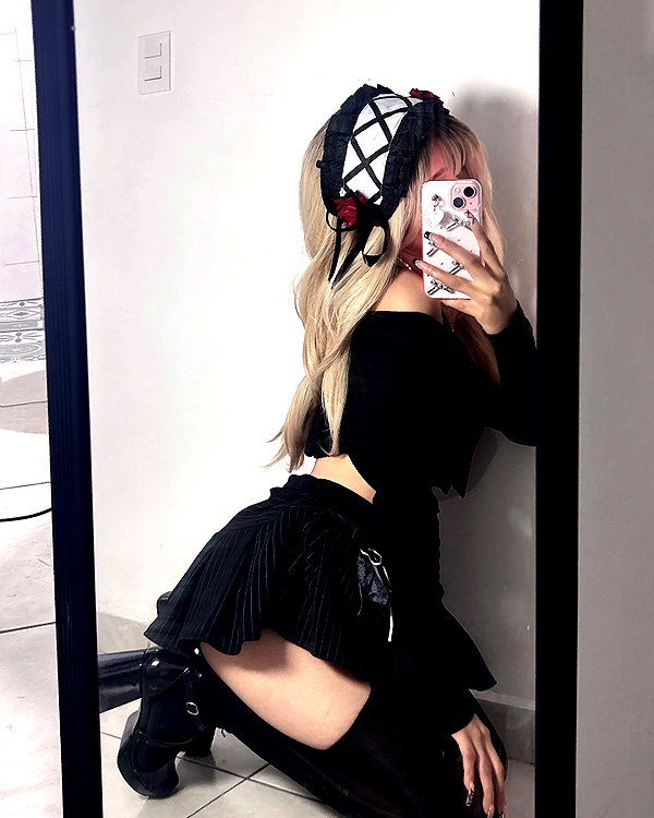 _.yozzzi._ _.yozzzi._ archive image