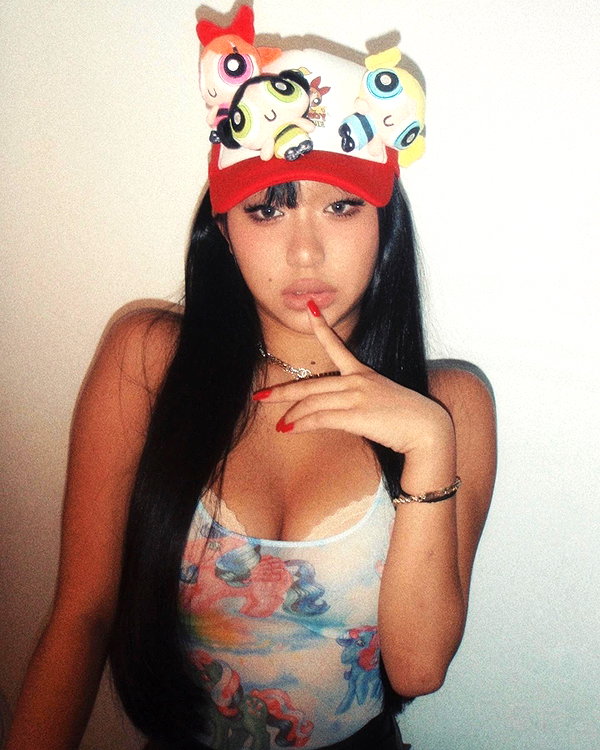 __qq16 instagram image archive image