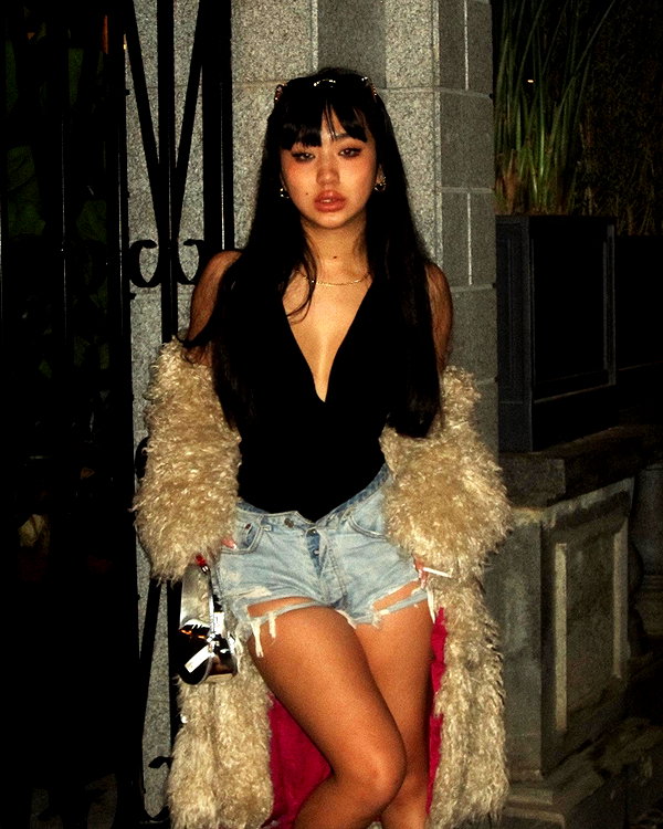 __qq16 instagram image archive image
