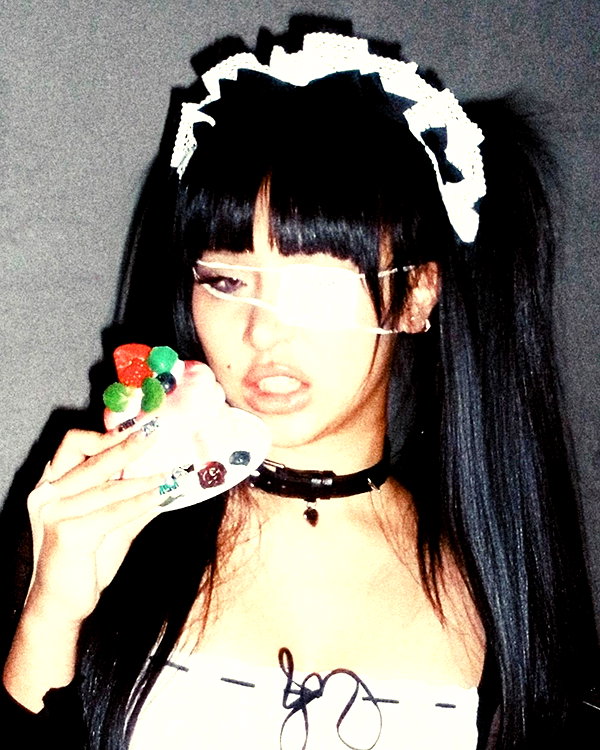 __qq16 instagram image archive image