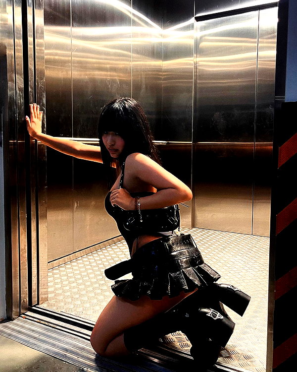 __qq16 instagram image archive image