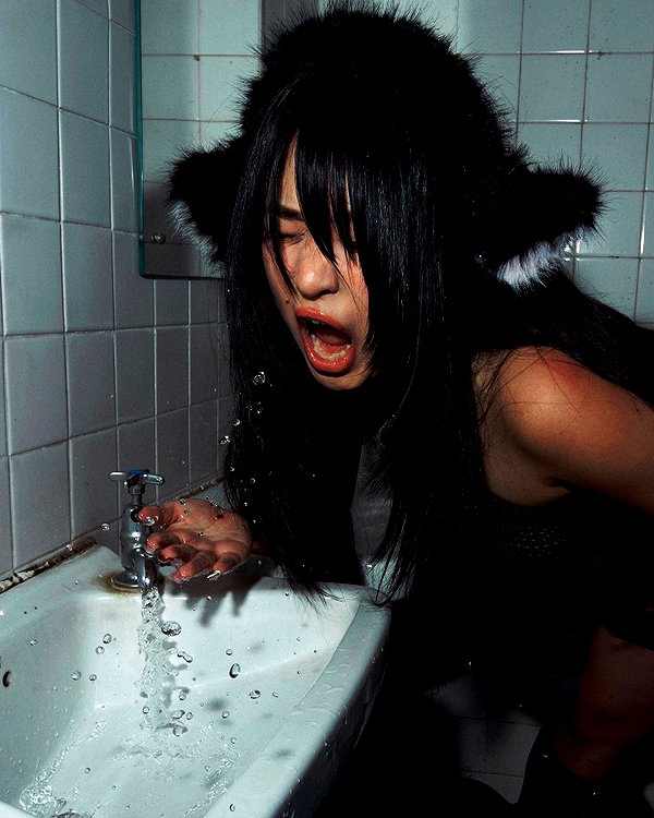 __qq16 instagram image archive image