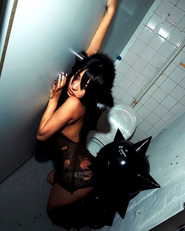 __qq16 instagram image archive image
