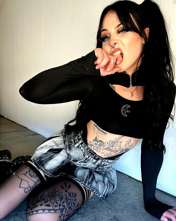 __schleeey instagram image archive image