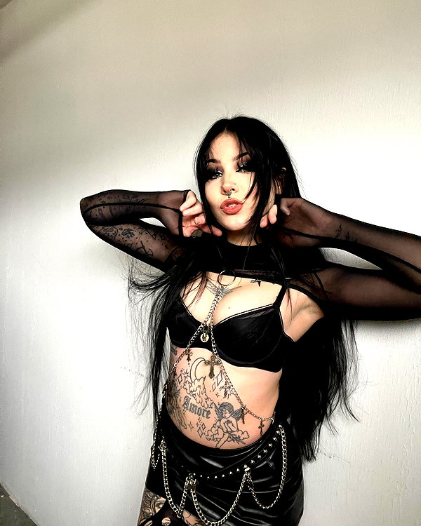 __schleeey instagram image archive image