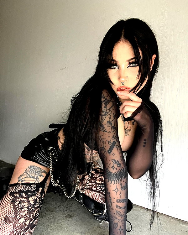 __schleeey instagram image archive image