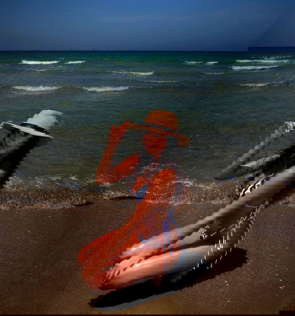 _adidahan image ~ Altpins