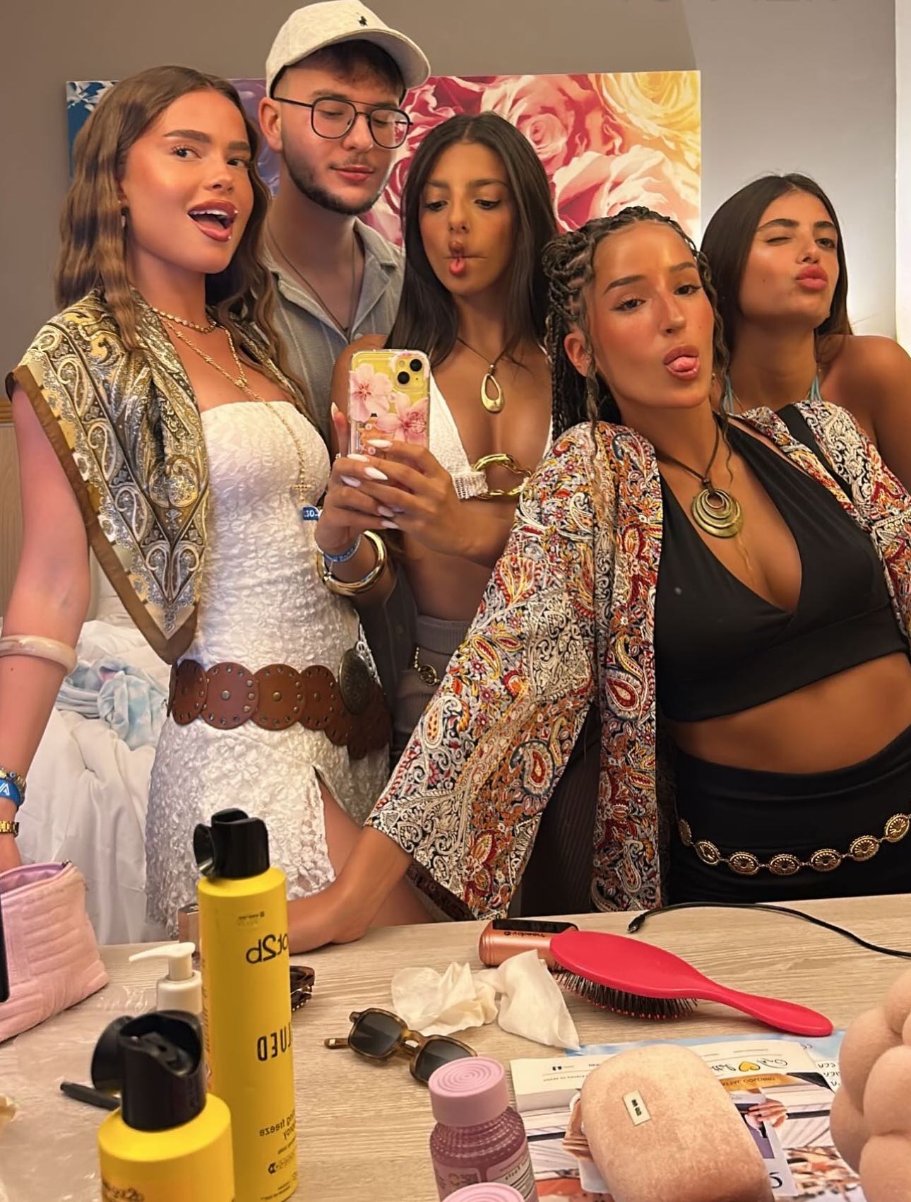 _adidahan instagram image archive image