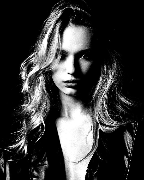 _anastasiaxxq_ instagram image archive image