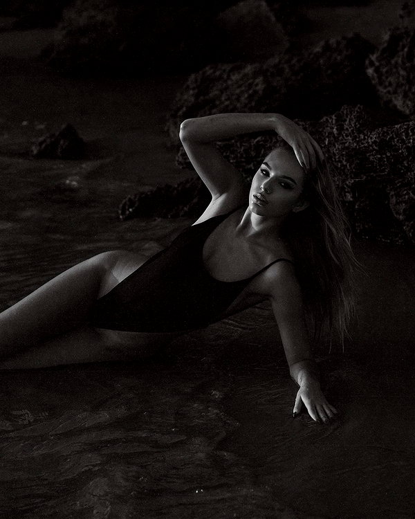 _anastasiaxxq_ instagram image archive image