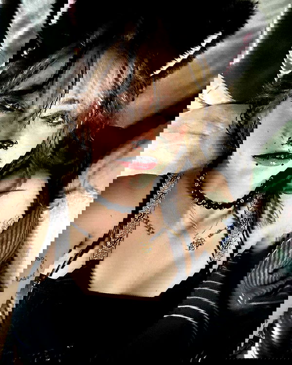 _animechika_ _animechika_ archive image